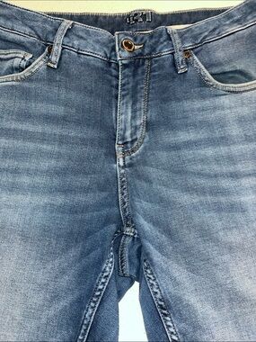 Le31 Light Blue Denim Jeans